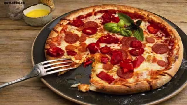 Should I let a friend fix my PC? Don't hire a Pizza Tech