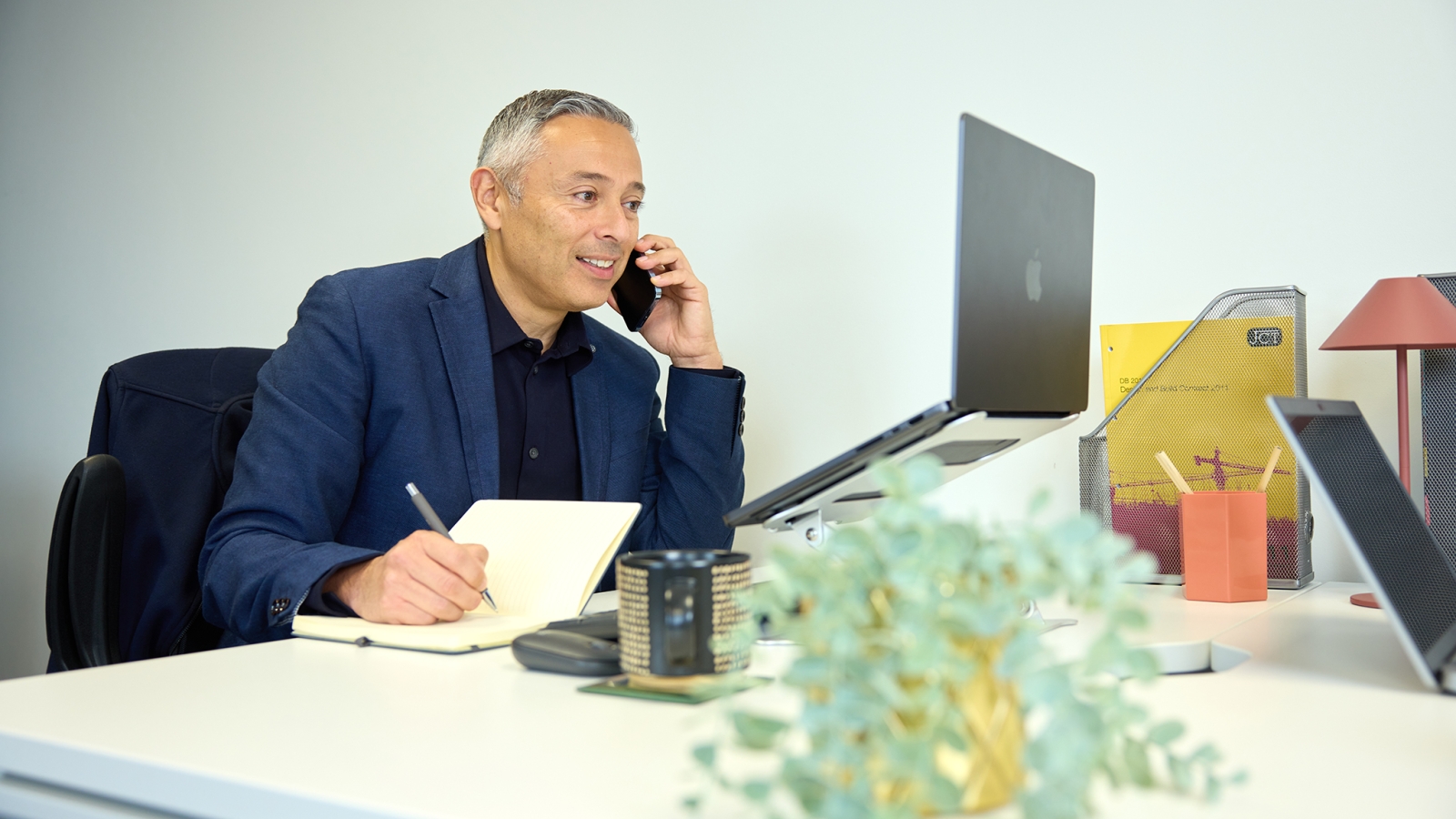 Employee at worktation