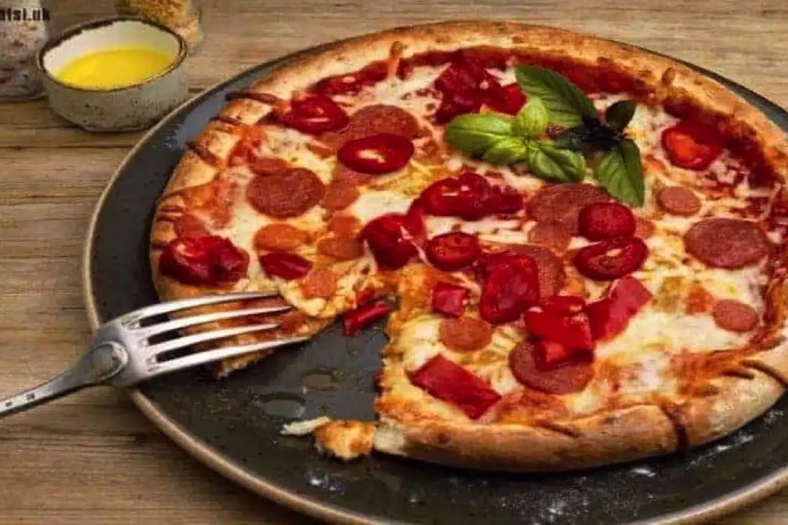 Should I let a friend fix my PC? Don't hire a Pizza Tech